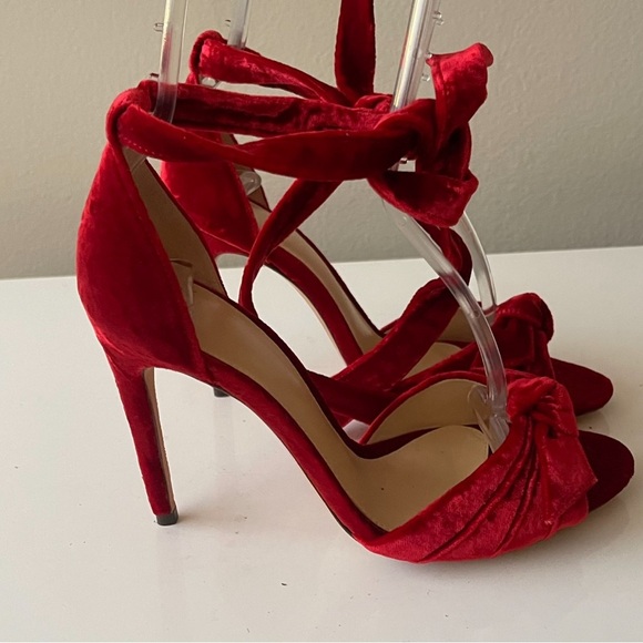 BIRMAN Velvet Red Shoes Size 6.5 - Picture 3 of 11